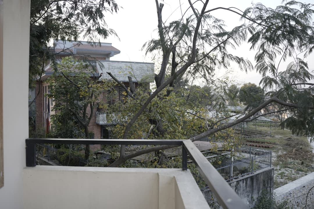 Thengar Apartment image 7