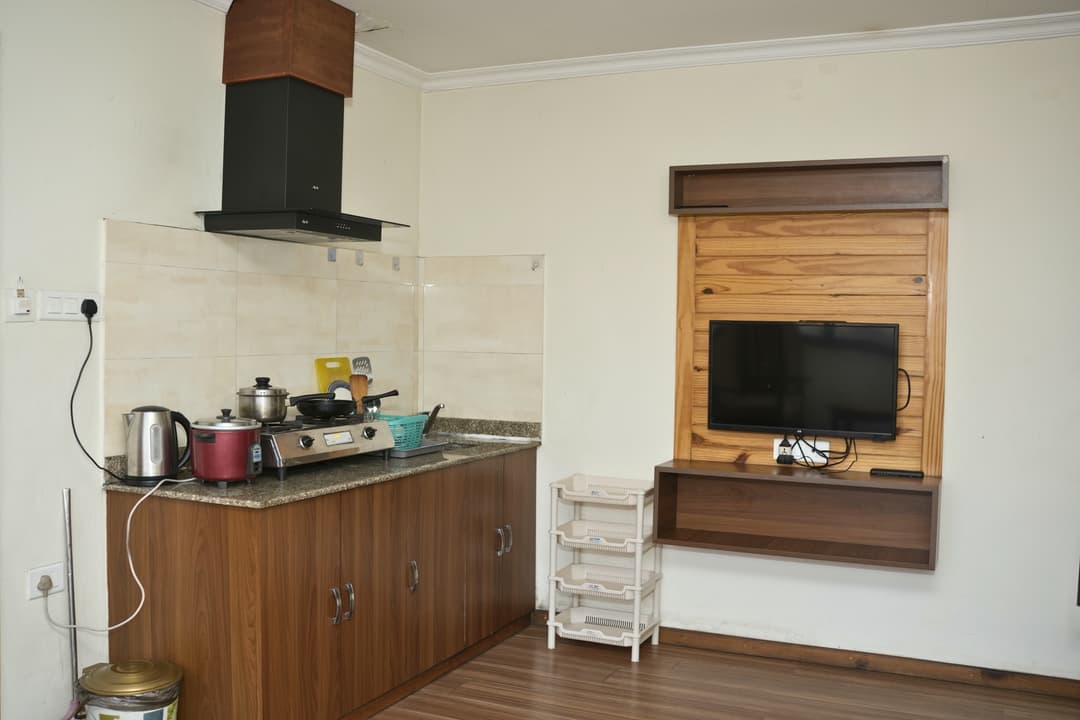 Thengar Apartment image 3